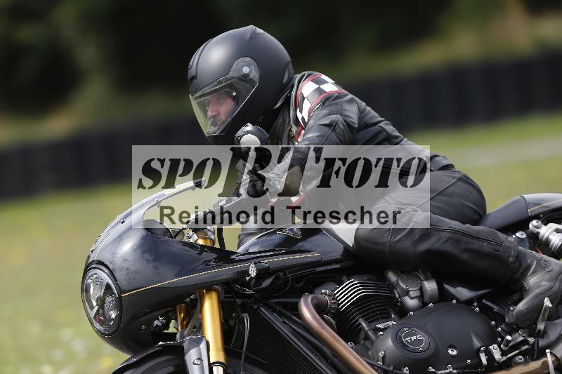/37 28.07.2025 Dunlop Ride und Test Day ADR/Trackday Erfahren gelb Trackday schnell  rot/48